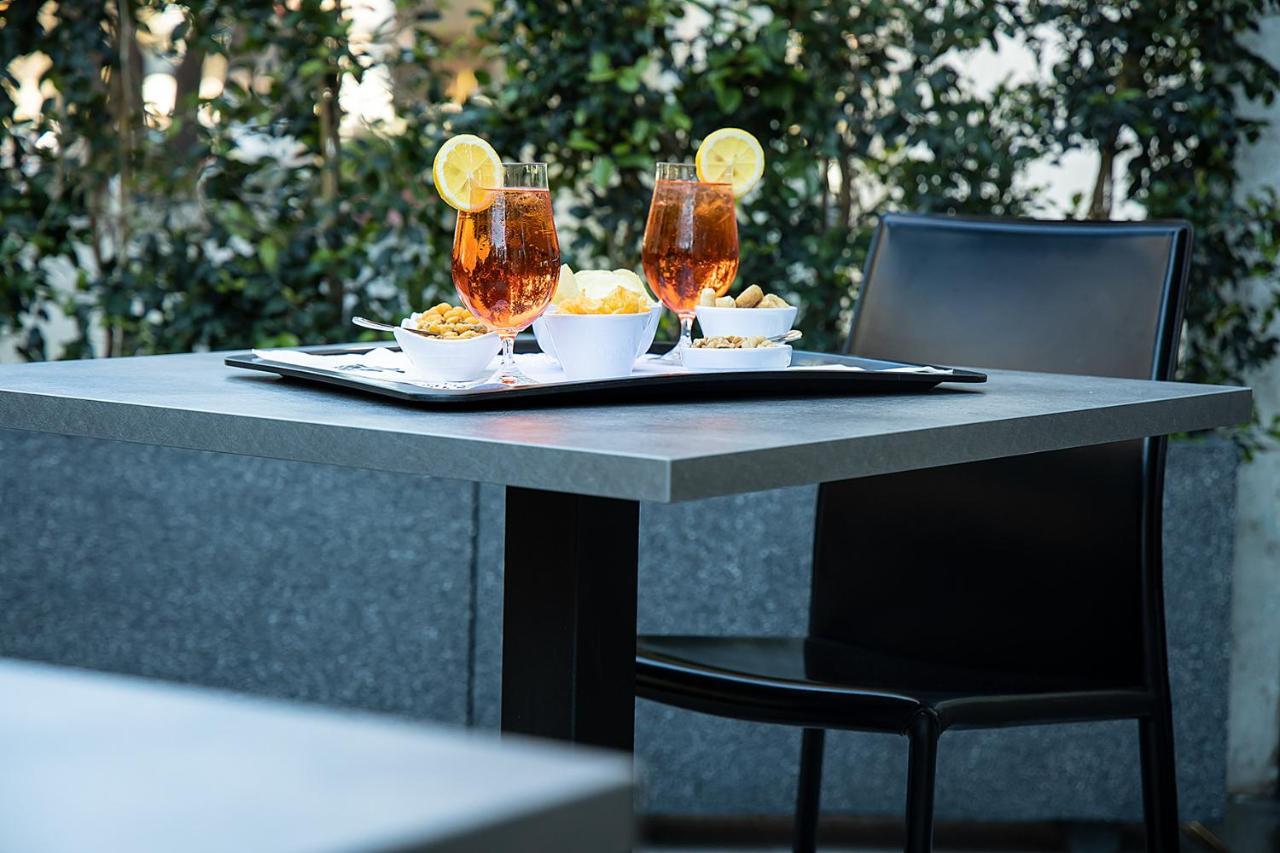 Best Western Jfk Hotel Naples Luaran gambar